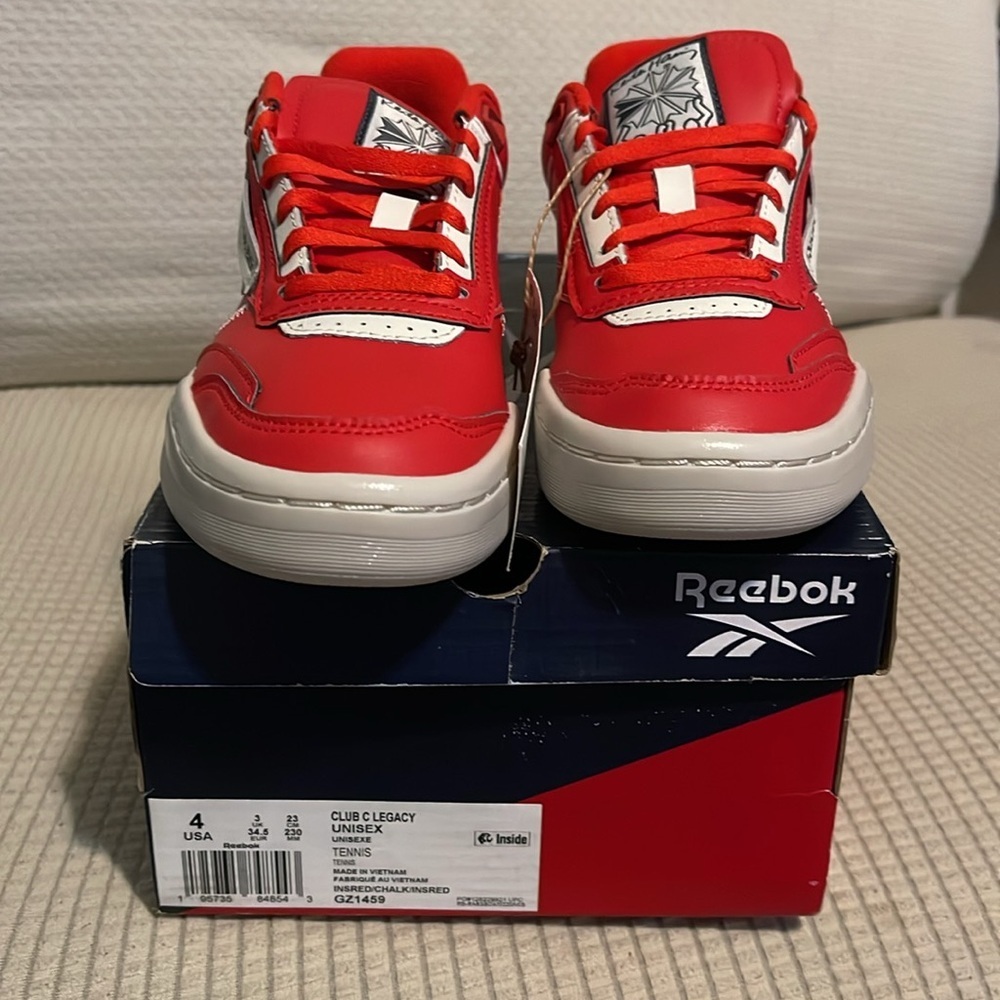 Reebok Red and White Sneakers Classic Low-Top Design - Picture 5 of 5